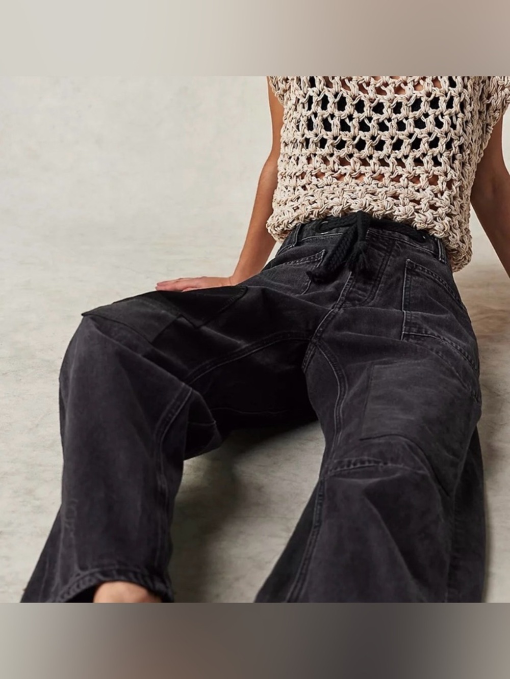 Free People Moxie Low Slung Pull On Barrel Jeans Nighthawk size 30 - Picture 4 of 14